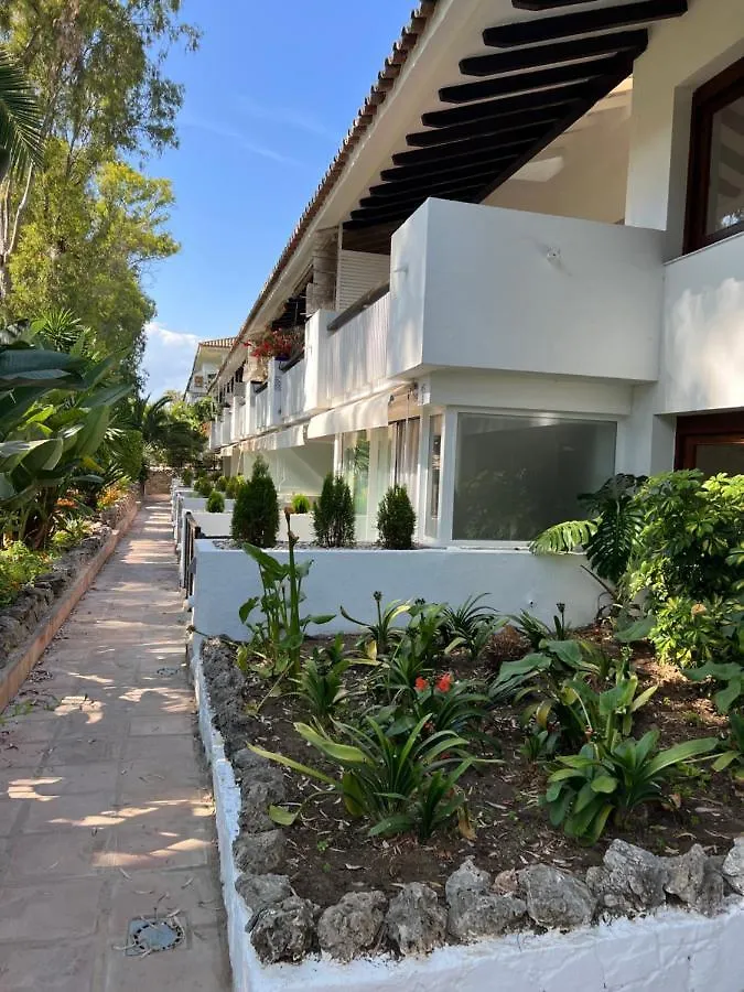 Paris Suit I & Paris Suite II Marbella Espanha